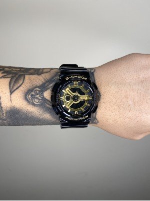 G-SHOCK GA-110 PRETO-DOURADO